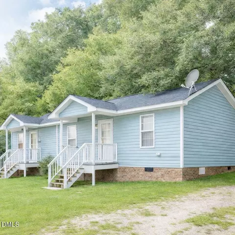 500 Zene St #500/502, Henderson, NC 27536