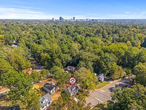 View/Area - 1902 Ward St, Durham, NC 27707 photo 7 of 8