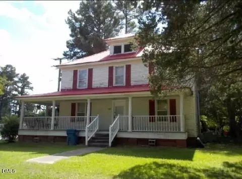 211 S Bank St, Roper, NC 27970