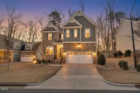 516 Spring Flower Ct, Cary, NC 27511