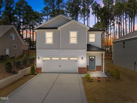 2524 Rolling Pines Ave, Durham, NC 27703