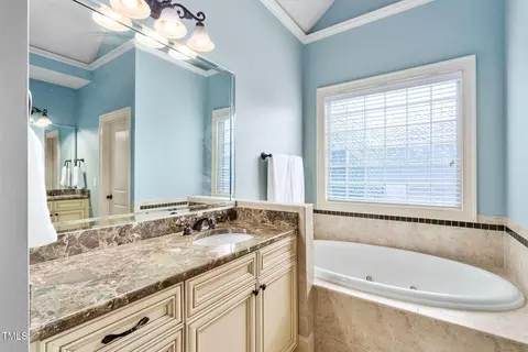 Bath - 1508 Samuel Wait Ln, Wake Forest, NC 27587 photo 3 of 7