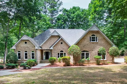 904 Stonecutter Ct, Raleigh, NC 27614