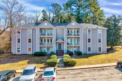 1310 Park Glen Dr #203, Raleigh, NC 27610