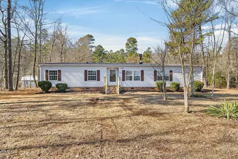 6600 Clearwater Dr, Oxford, NC 27565