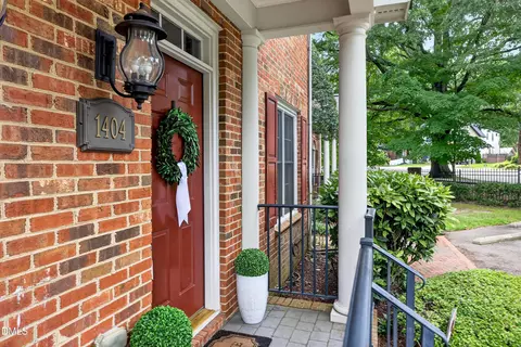 1404 Governors Ct, Raleigh, NC 27604