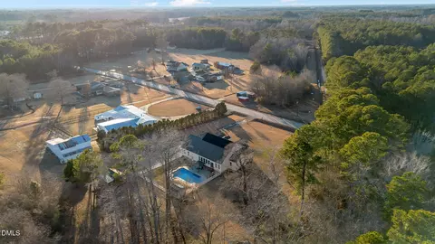 View/Area - 1869 Firetower Rd, Smithfield, NC 27577 photo 2 of 7