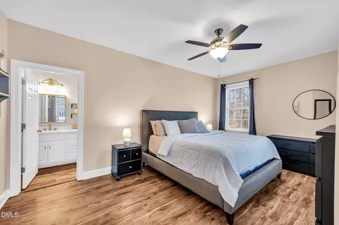 Bedroom - 1869 Firetower Rd, Smithfield, NC 27577 photo 1 of 5