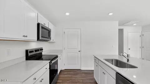 Entry Way - 102 Ross Dr, Stem, NC 27581 photo 4 of 11