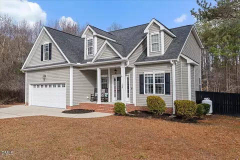105 Willow Ridge Dr, Louisburg, NC 27549
