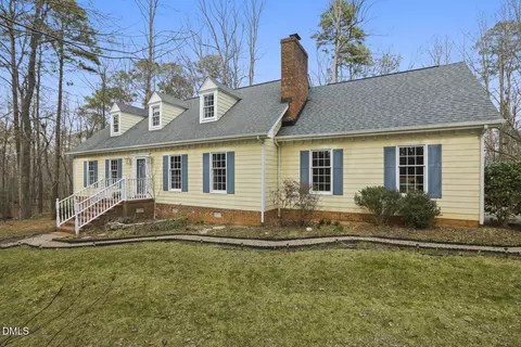8 Crosswinds Estates Dr, Pittsboro, NC 27312