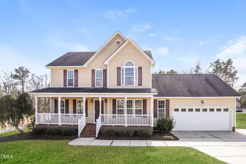 40 Broadhead Ct, Angier, NC 27501