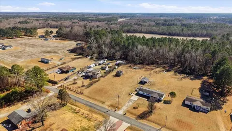 618 Phillips Rd, Selma, NC 27576 photo 12