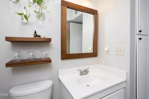 Bath - 1446 Clermont Rd, Durham, NC 27713 photo 2 of 4