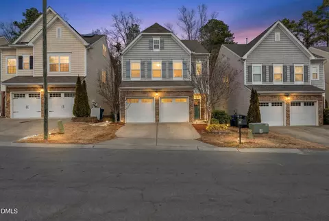 2055 Tanners Mill Dr, Durham, NC 27703