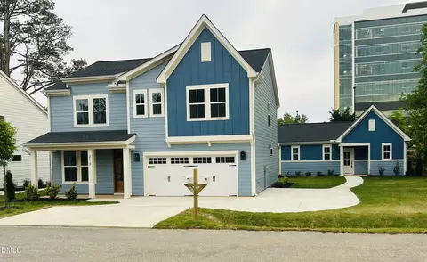 213 W Maple Ave, Holly Springs, NC 27540