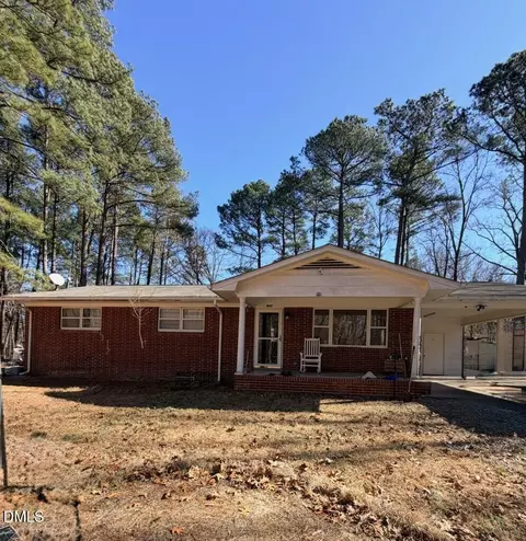 914 Flanders Dr, Durham, NC 27703