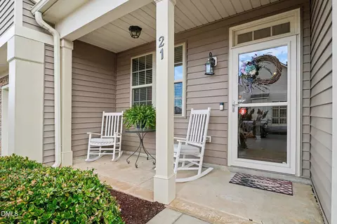 Exterior - 21 Cedar Hollow Dr, Garner, NC 27529 photo 2 of 5