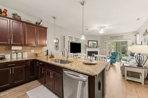 Kitchen - 21 Cedar Hollow Dr, Garner, NC 27529 photo 2 of 4