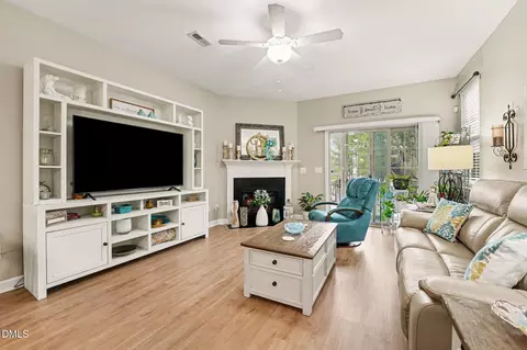 Living - 21 Cedar Hollow Dr, Garner, NC 27529 photo 1 of 3