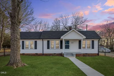 719 Center Ave, Burlington, NC 27215