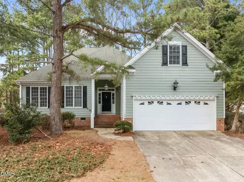 1100 Secotan Pl, Fuquay Varina, NC 27526