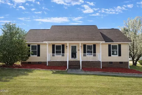 54 Lynn Ln, Selma, NC 27576