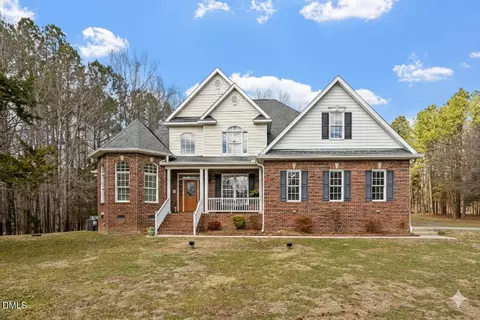 60 Doe Crossing Dr, Louisburg, NC 27549