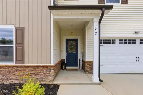 152 Squirrel Oaks Ln, Garner, NC 27529