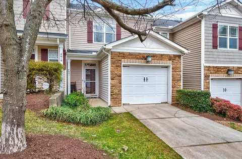 4621 Merendino St, Raleigh, NC 27606