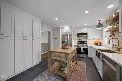 Kitchen - 209 Windfield Ct, Raleigh, NC 27615 photo 3 of 6