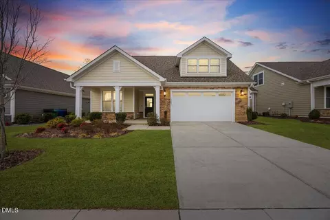 1820 Pinecliff Ct, Fuquay Varina, NC 27526