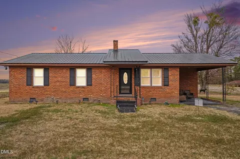 170 Flowers Rd, Mount Olive, NC 28365