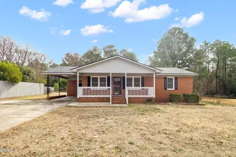 1612 Gardenia Ave, Fayetteville, NC 28311