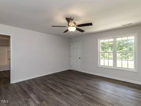 Living - 381 Gray Ghost St, Benson, NC 27504 photo 5 of 7