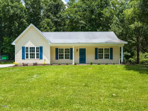 381 Gray Ghost St, Benson, NC 27504