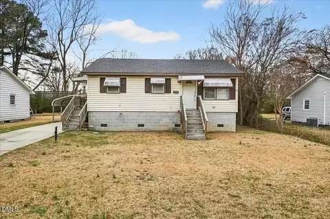 1703 Ball St, Goldsboro, NC 27530