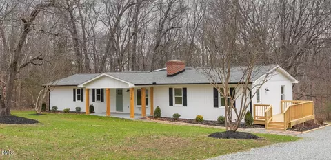 1528 Idlewild Ave, Burlington, NC 27217