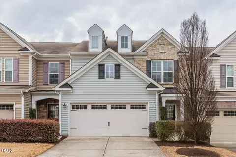 8306 Yaxley Hall Dr, Raleigh, NC 27616