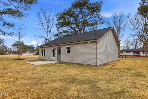 Exterior - 104 E Pope Ave, Kenly, NC 27542 photo 1 of 2