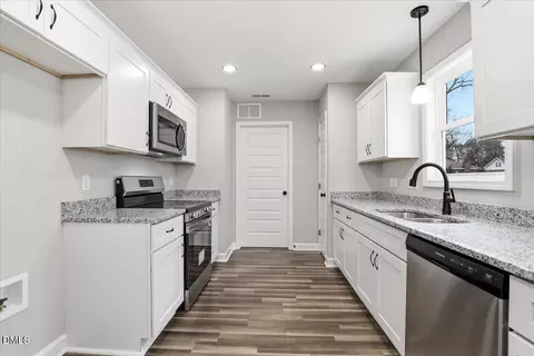 Entry Way - 104 E Pope Ave, Kenly, NC 27542 photo 1 of 1