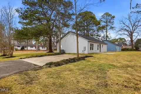 Exterior - 104 E Pope Ave, Kenly, NC 27542 photo 2 of 2