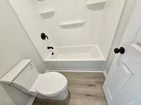 Bath - 4409 Roller Ct, Raleigh, NC 27604 photo 6 of 14