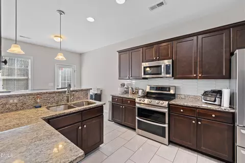 4112 Mcgrath Way, Raleigh, NC 27616