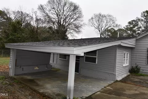 Exterior - 405 E Cole St, Dunn, NC 28334 photo 4 of 9