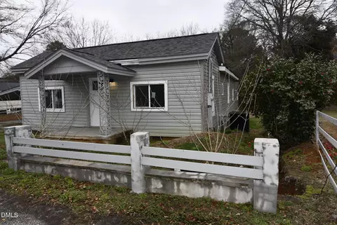 Exterior - 405 E Cole St, Dunn, NC 28334 photo 3 of 9