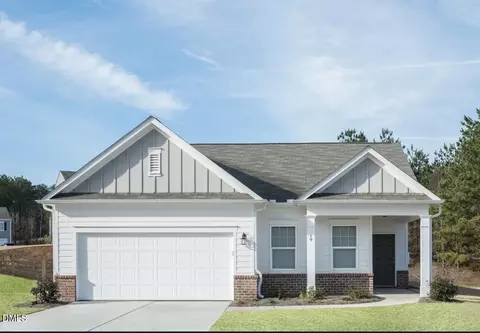 130 S Gallaspy Dr, Clayton, NC 27520