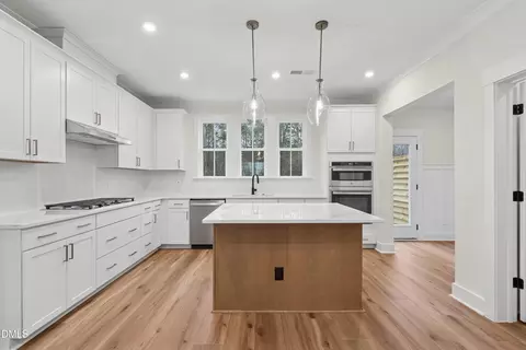 2037 Trident Maple Ln, Chapel Hill, NC 27517