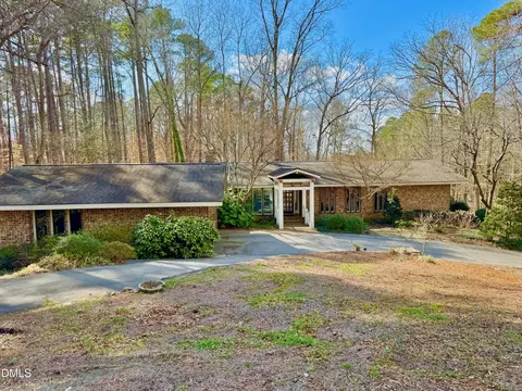 206 Beechwood Trl, Henderson, NC 27536