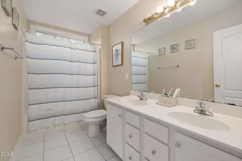 Bath - 320 Stone Monument Dr, Wake Forest, NC 27587 photo 1 of 4